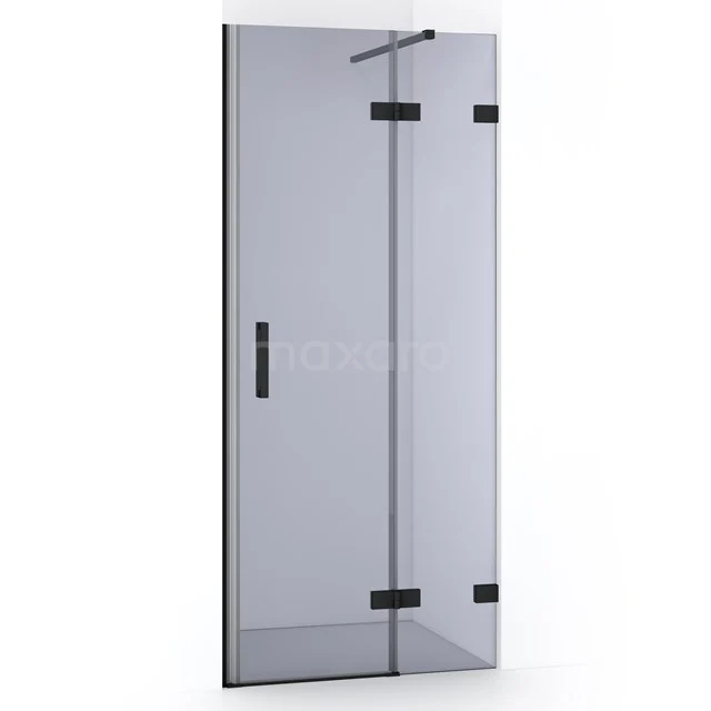 Duschtür in Klarglas, Schwarz metallene Scharniere, straffes Design; ideal für ein modernes Badezimmer.