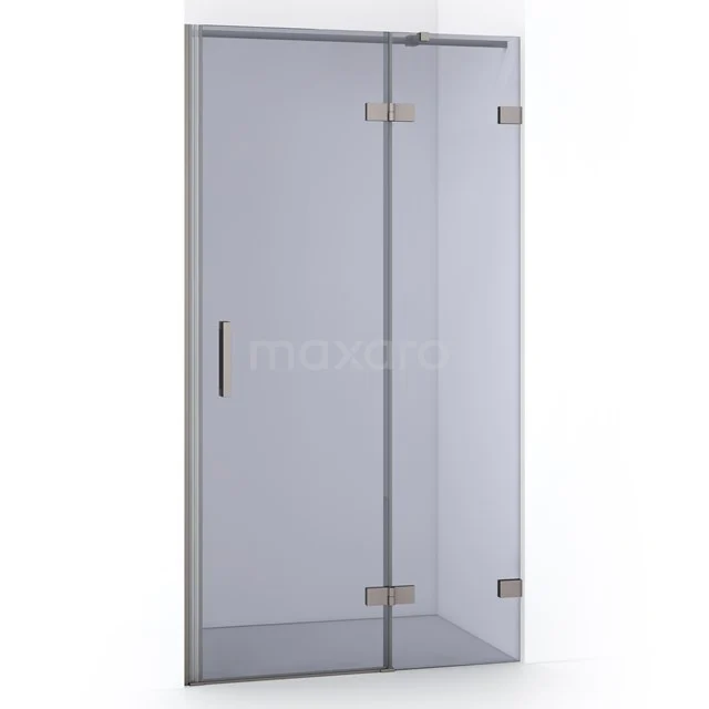 Glasene Duschtür mit mattem silbernem Profil und Schiebesystem, ideal für moderne Bäder.