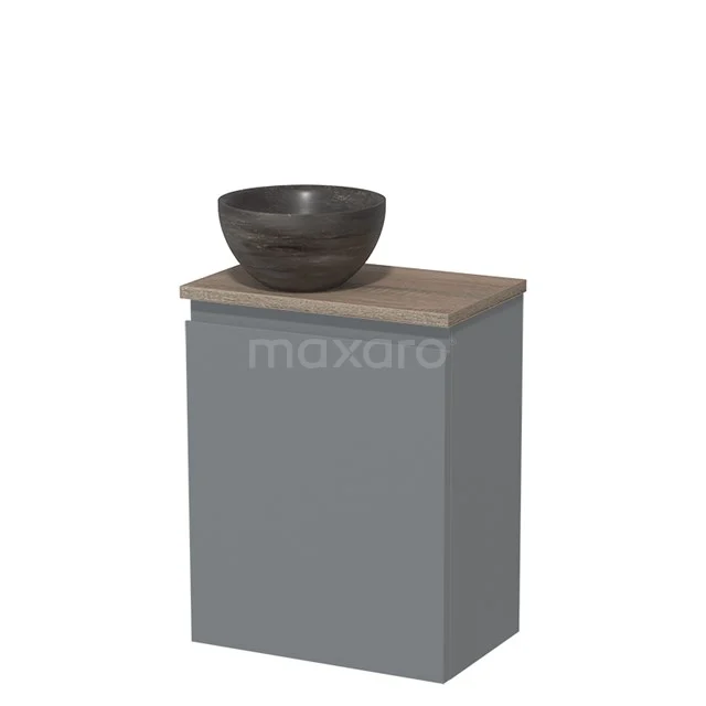 Grijze houten badkamerkast met naturel houten blad, inclusief donkere keramische waskom, ideaal voor moderne badkamers.