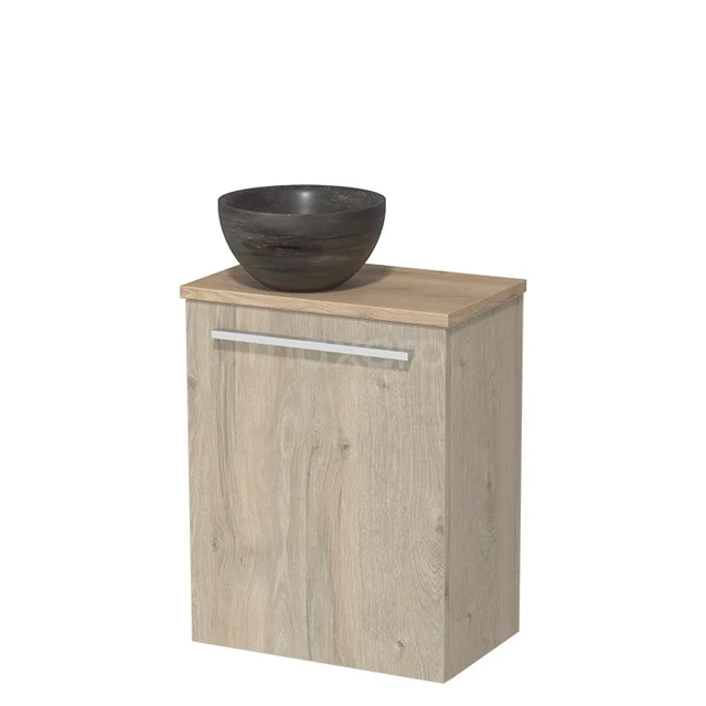 Houten badkamerkast met wastafelkom, licht eikenhout, metalen handgreep en modern design, ideaal voor kleine badkamers.