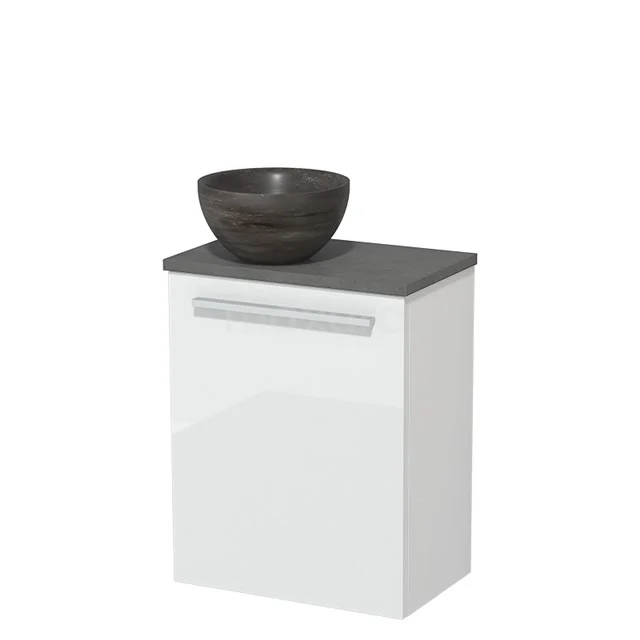 Wit badkamermeubel met grijs stenen waskom, moderne uitstraling, ideaal voor compacte badkamers.