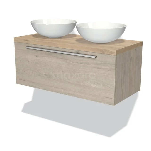 Hölzernes Badezimmermöbel mit doppelten weißen Aufsatzwaschbecken, modernem Design und metallischem Haltegriff für stilvolle Badezimmergestaltung.