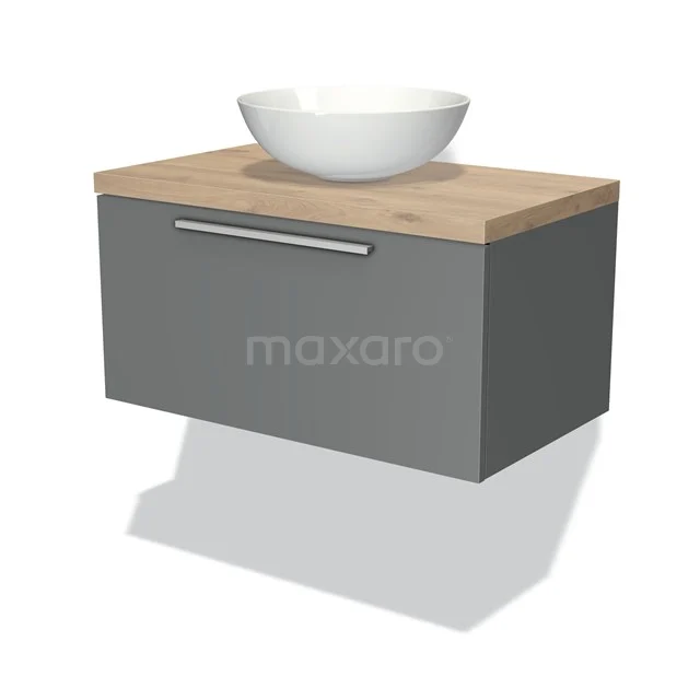 Graue Badmöbelset mit Holzlook Platte, keramischem Aufsatzwaschbecken und metallischem Haltegriff, perfekt für ein modernes Badezimmer.