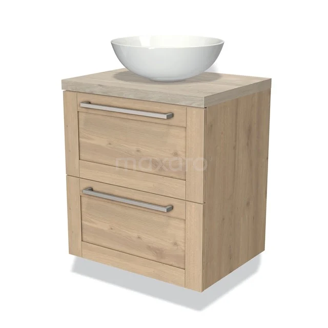 Houten badkamermeubel met twee lades en een witte opzetwaskom, ideaal voor een moderne en natuurlijke badkamersetup.