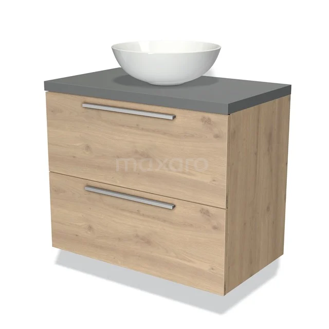 Eikenhouten badkamermeubel met grijs blad, twee lades en witte opzetwastafel, ideaal voor een moderne uitstraling.