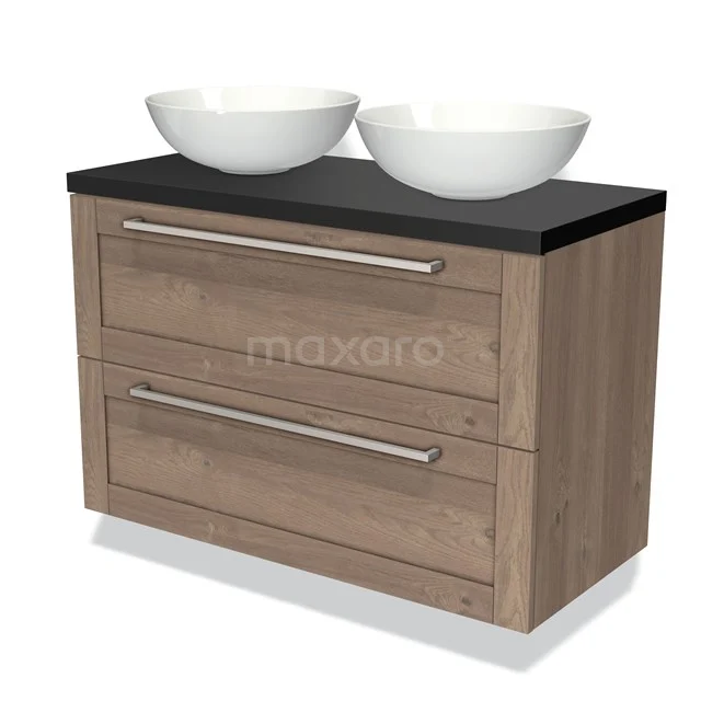 Houten badkamermeubel met twee witte waskommen, zwarte bovenblad en lades met metalen grepen, modern en stijlvol design.