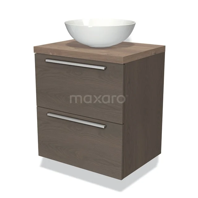 Houten badkamermeubel met twee lades, moderne metalen grepen en een witte keramische waskom bovenop.