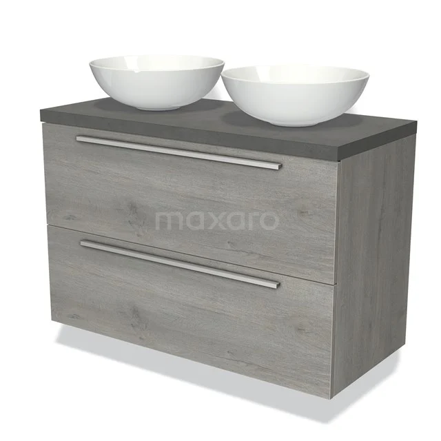 Houten badmeubel met grijze betonlook blad, twee witte opbouw wastafels en brede lades, ideaal voor moderne badkamers.