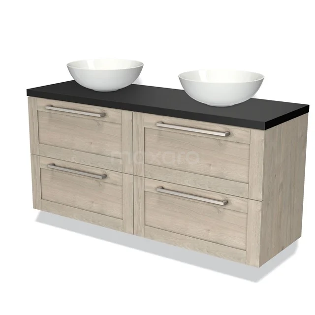 Houten badkamermeubel met zwart blad, twee witte opzetwaskommen, vier lades en metalen grepen; modern en functioneel ontwerp.