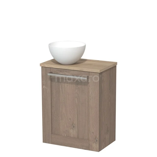 Eikenhouten badkamermeubel met waskom, modern design, voorzien van een softclose deur en subtiele metalen greep.