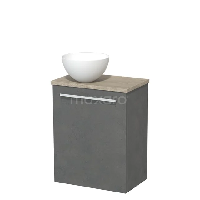 Hangend badkamerkastje grijs met houtlook blad en ronde keramische wastafel, strak design voor een moderne badkamer.