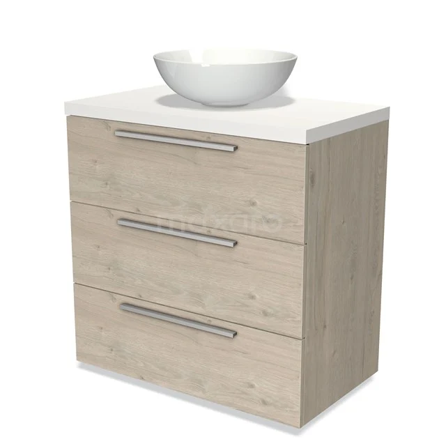 Holz Badezimmermöbel mit weißem Aufsatzwaschbecken, drei Schubladen und modernen Haltegriffen, ideal für eine stilvolle Badezimmergestaltung.