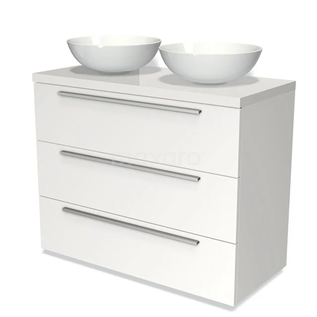 Weiße Badmöbelset mit doppelten Aufsatzwaschbecken, zeitgemäßer Stil, drei Schubladen mit Metallgriffen für praktische Aufbewahrung.