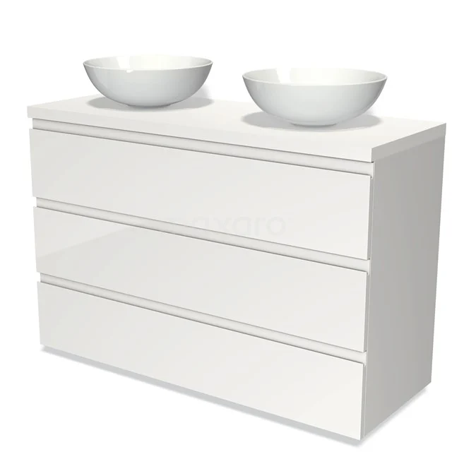 Weißes Badezimmermöbel mit doppeltem Aufsatzwaschbecken, schlichtem Design und drei Schubladen; ideal für stilvolle Badezimmerlagerung.
