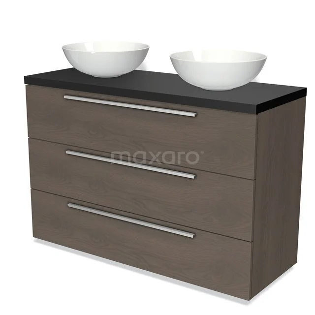 Bruine houten badkamermeubel met zwart blad, drie lades en twee witte waskommen; modern design, ideaal voor elke badkamer.
