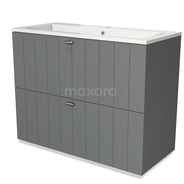 Grijze badmeubelkast met dubbele lades, verticale lijnen en een witte keramische wastafel voor moderne badkamerinrichting.