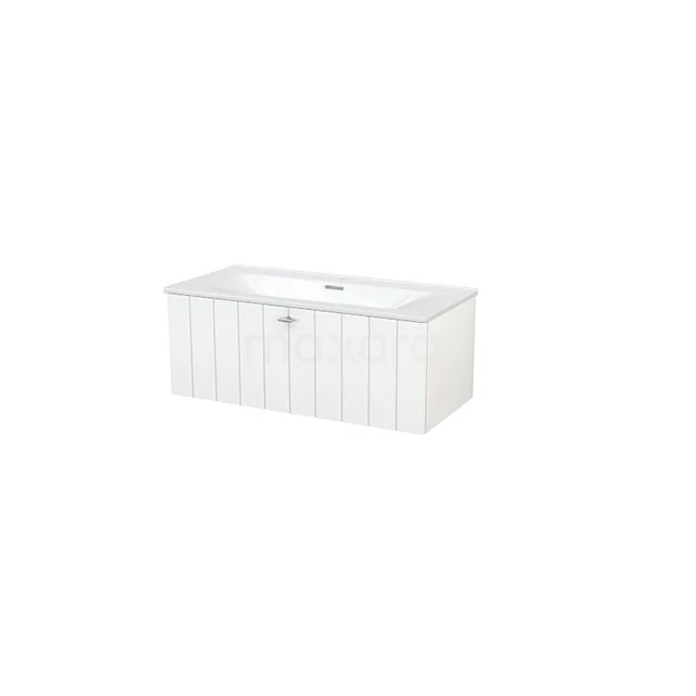 White freestanding bath with panel design, rectangular shape, ideal for modern bathrooms. Made of durable acrylic material.