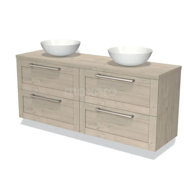 Houten badkamermeubel met twee witte opbouwwastafels, vier laden met zilverkleurige grepen, modern en praktisch design.