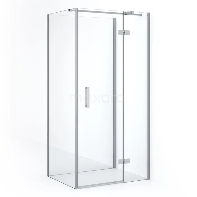 Glasene Duschkabine mit Scharnierdoor, silberfarbene Profile, ideal für ein modernes Badezimmer.