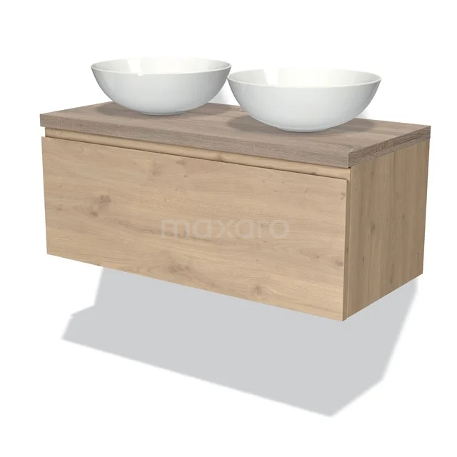 Hölzernes Badezimmermöbel mit zwei weißen Aufsatzwaschbecken, modernes Design aus Eiche, ideal für ein stilvolles Badezimmer.