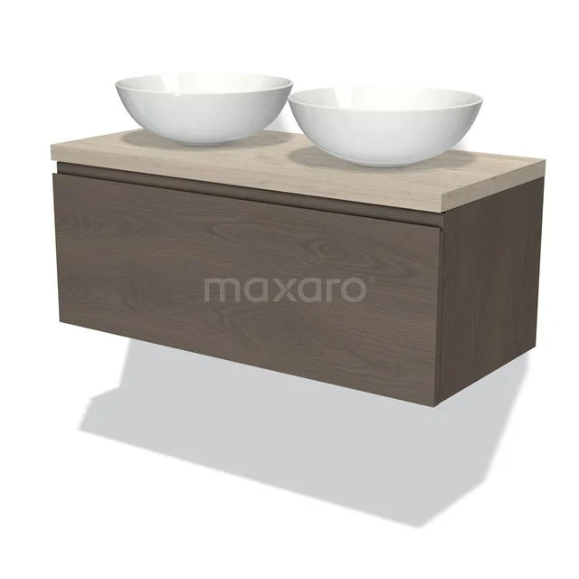 Houten badkamermeubel met twee witte opzetwaskommen, modern design, ideaal voor stijlvolle badkamerinrichting.