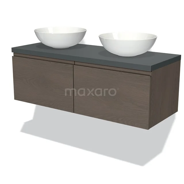 Hölzernes Badmöbel mit zwei weißen Waschbecken, grauer Platte und schlichter, moderner Verarbeitung. Perfekt für minimalistische Bäder.