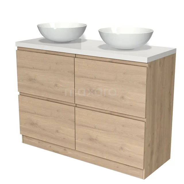 Houten badmeubel met dubbele witte wastafels, naturel eiken afwerking, ideaal voor een moderne en stijlvolle badkamer.