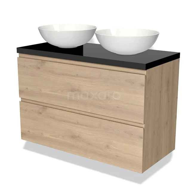 Houten badkamermeubel met twee witte waskommen en zwart blad, modern design voor een stijlvolle badkameromgeving.