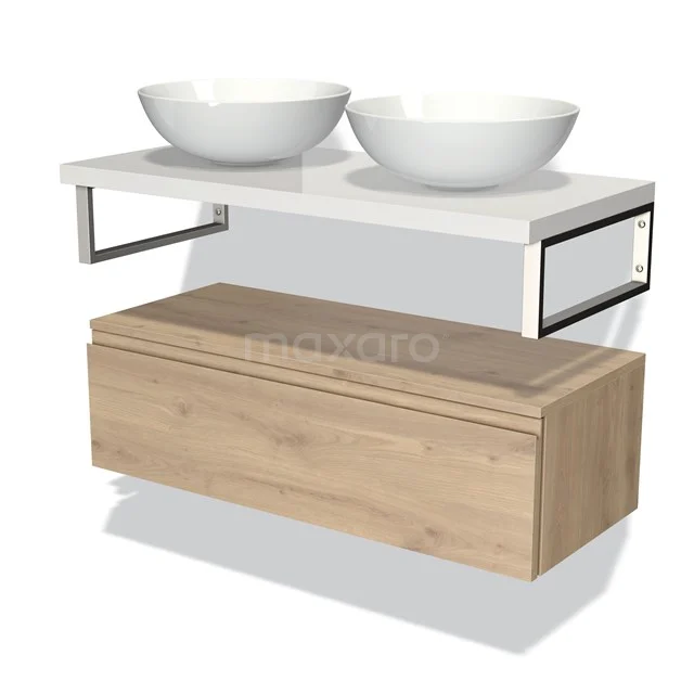 Holz Badezimmermöbel mit weißem Doppelwaschbecken und metallischen Akzenten, modernes Design, perfekt für stilvolle Bäder.