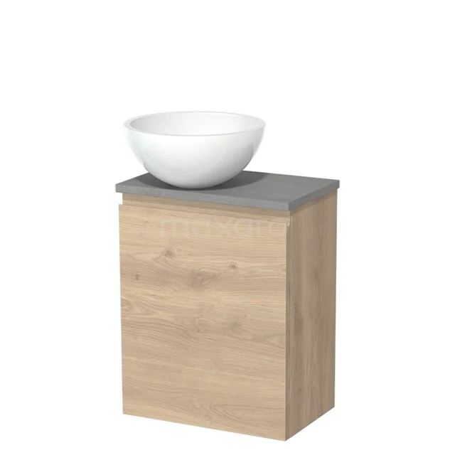 Houten badkamerkast met waskom, eikenlook en grijs blad, compact ontwerp ideaal voor moderne badkamers.