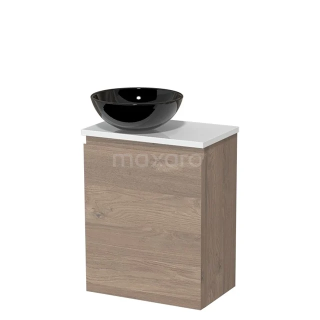 Houten badkamermeubel met zwarte waskom en wit blad, compact design, ideaal voor moderne badkamerinrichting.