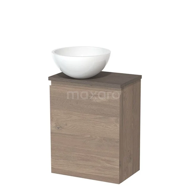 Houten badkamermeubel met moderne waskom, eikenlook, compact formaat, ideaal voor kleine badkamers.