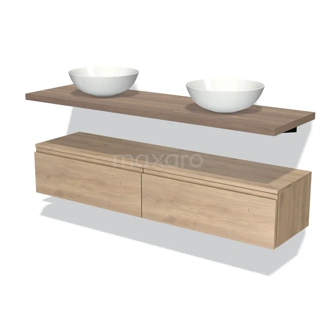 Eichen Badezimmermöbel mit schwebendem Design, Doppelwaschbecken und weißen keramischen Aufsatzwaschbecken.