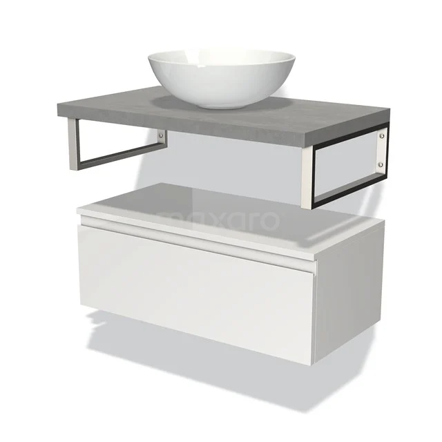 Wit hangend badkamermeubel met grijze wastafelblad, moderne design wastafel en metalen accenten, ideaal voor een stijlvolle badkamer.