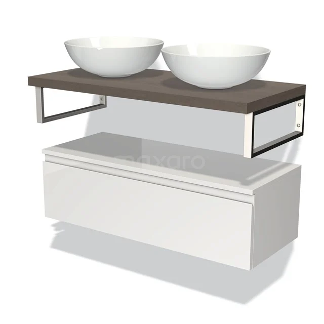 Wit badkamermeubel met houten blad, twee ronde waskommen en metalen details; strak design voor moderne badkamers.