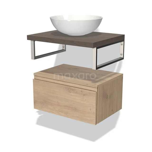 Houten badkamermeubelset met wastafel, modern design, hangend eiken kastje en donker grijs blad met metalen details.