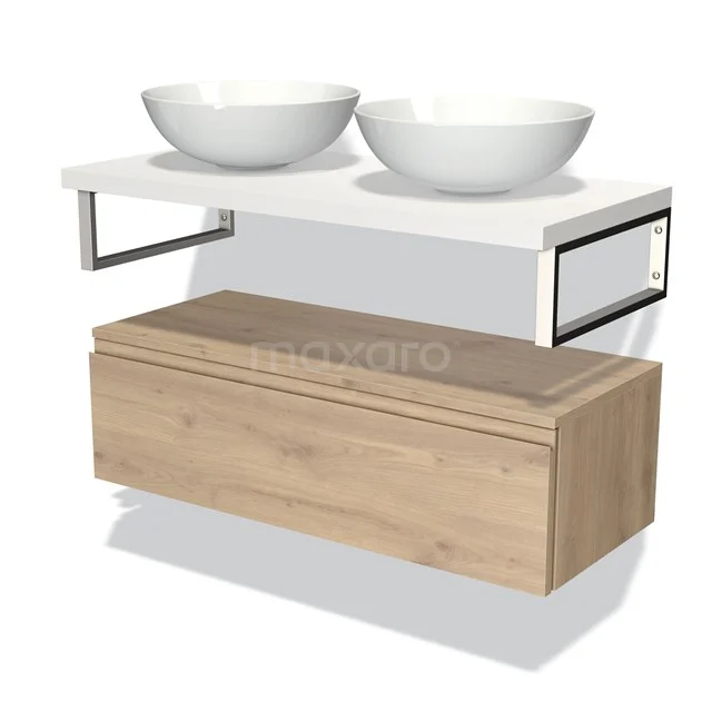 Houten badkamermeubel met dubbele witte wastafel, modern design en zwevende opstelling voor stijlvolle badkamerinrichting.