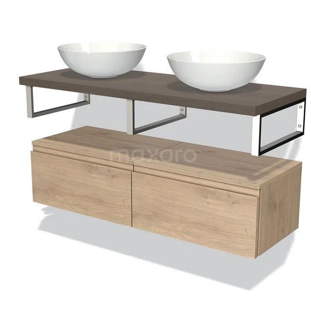 Holz-Badmöbel mit Doppel-Waschtischplatte, keramischen Schalen und modernen Metallhaltern, ideal für stilvolle Bäder.