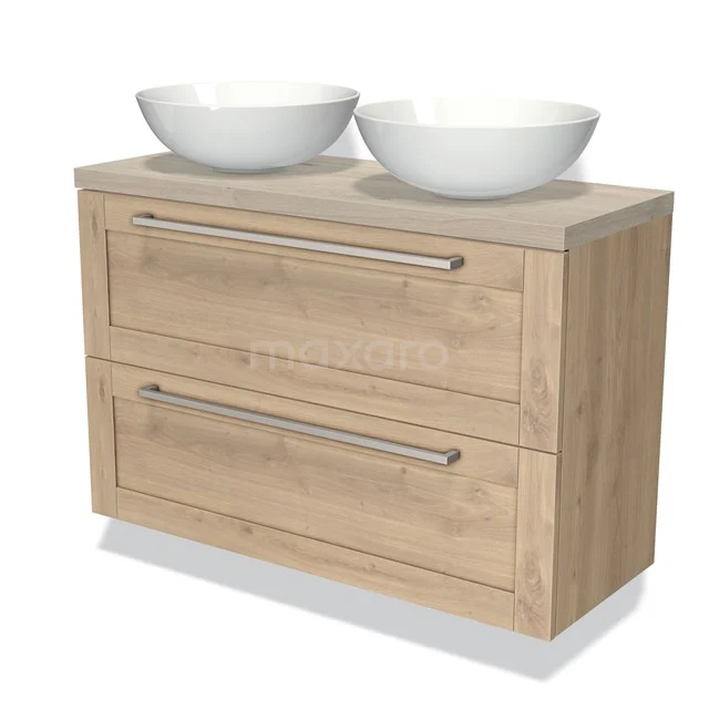 Houten badkamermeubel met twee witte waskommen, moderne uitstraling, geschikt voor stijlvolle en praktische badkamers.