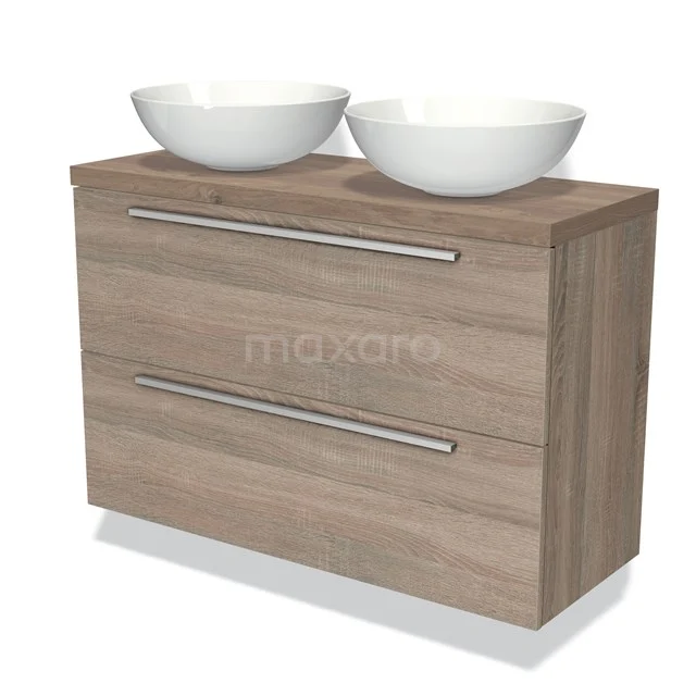 Houten badkamermeubel met twee witte wastafels, modern design, ladegrepen van metaal; ideaal voor een stijlvolle badkamerinrichting.
