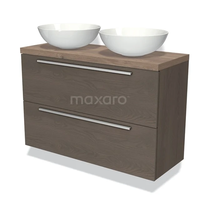 Moderne badkamermeubelset met twee witte waskommen, houtlook design en metalen grepen, ideaal voor badkameropslag.