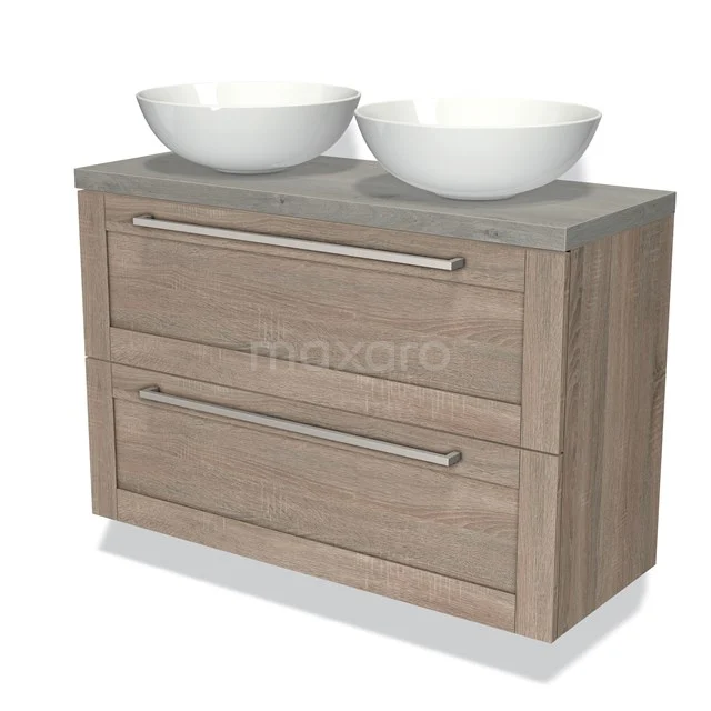 Houten badkamermeubel met twee witte wastafels, grijs blad en metalen handgrepen, modern ontwerp voor stijlvolle badkamers.