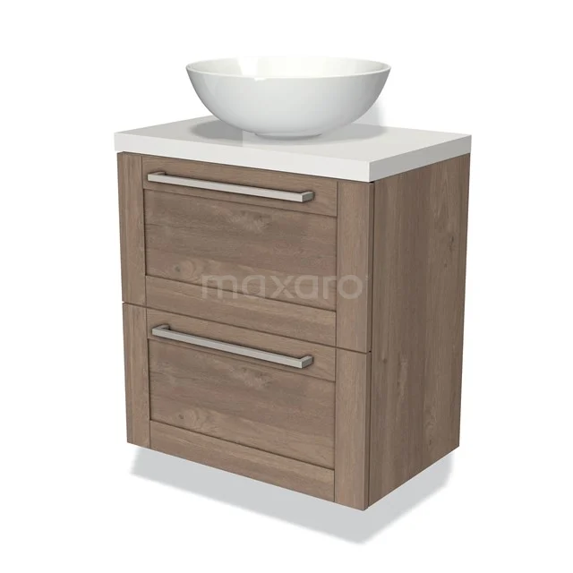 Houten badkamermeubel met twee lades, witte opbouwwaskom en RVS-grepen, ideaal voor een moderne badkamer.