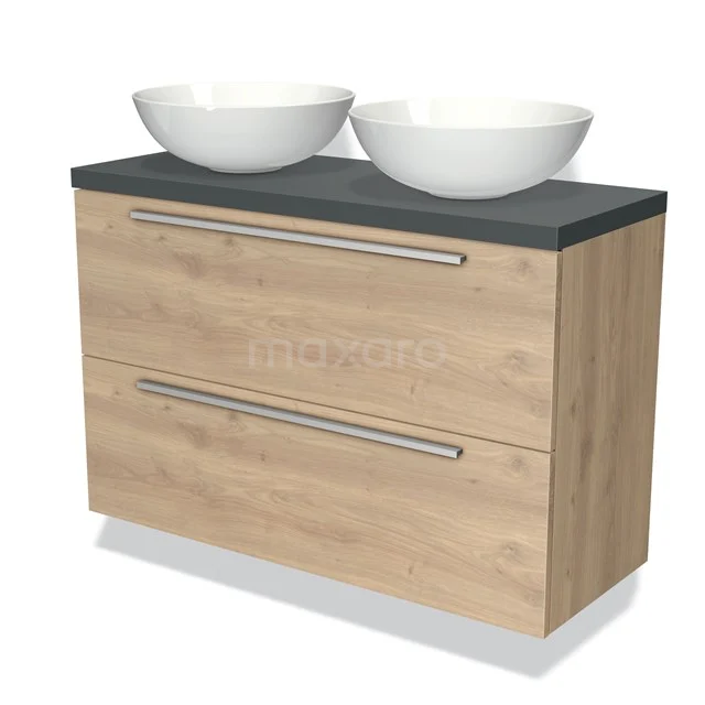 Hölzernes Badmöbel mit zwei keramischen Aufsatzwaschbecken, schwarzer Platte, Ladegriffen aus Stahl; modernes Design für jedes Badezimmer.