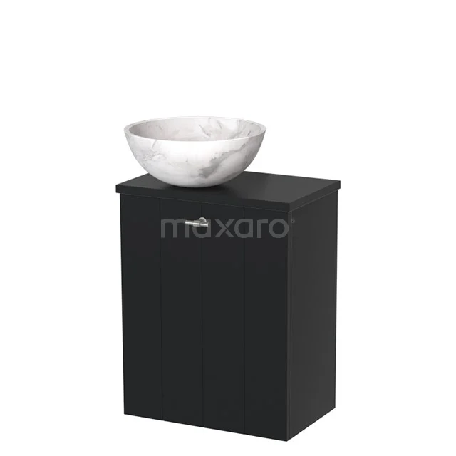 Zwart houten badkamerkastje met marmeren waskom, compact design, ideaal voor moderne badkamers.
