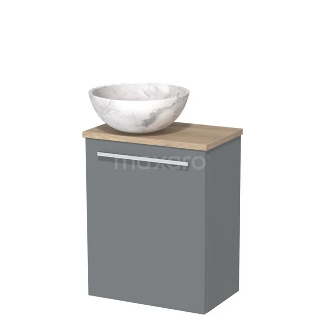 Grijze badkamerkast met houten blad en witte marmeren waskom, compact design ideaal voor moderne badkamerinrichtingen.