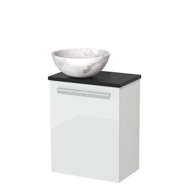 Wit badkamerkastje met zwarte bovenkant en marmeren waskom, modern design voor stijlvolle badkamerinrichting.