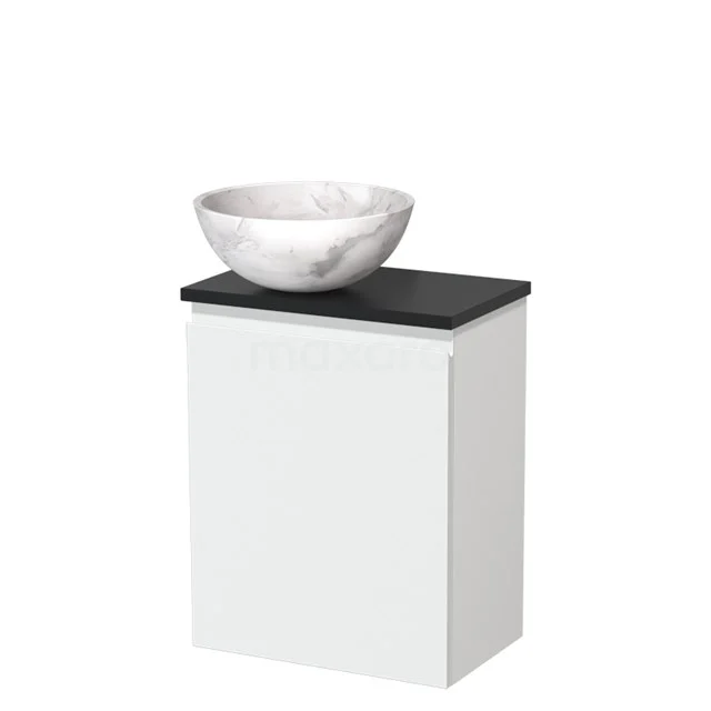 Wit badkamermeubel met zwarte keramische top en ronde marmeren wastafel, ideaal voor een luxe badkamerinrichting.