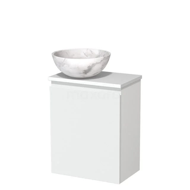 Wit badkamermeubel met marmeren waskom, strak design, ideaal voor een moderne badkamerstijl.