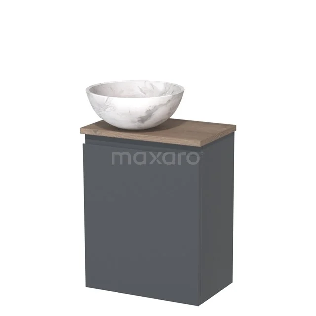 Donkergrijze badkamerkast met houten blad en een ronde, witte marmeren waskom. Perfect voor een moderne badkamerstijl.